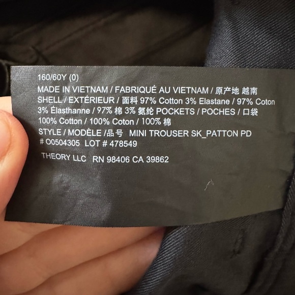 THEORY Trouser Mini Skirt in Black Size 0 NWT - Picture 6 of 7